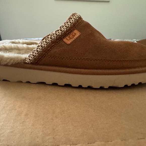 UGG Tasman Slip-on, size 10 - Picture 5 of 5